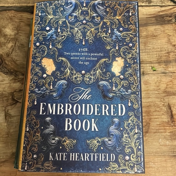Kate heartfield book - Picture 1 of 5